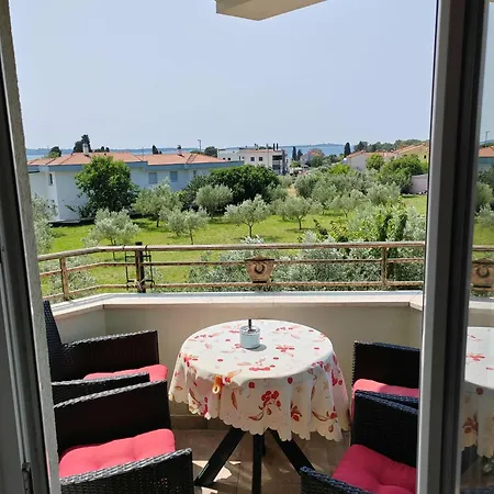 Lighthouse N3 Апартаменты