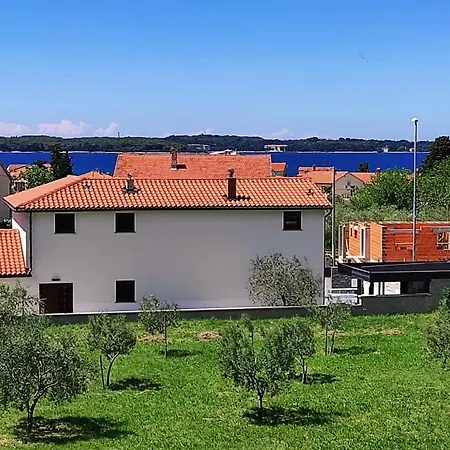 Apartment Lighthouse N3 *